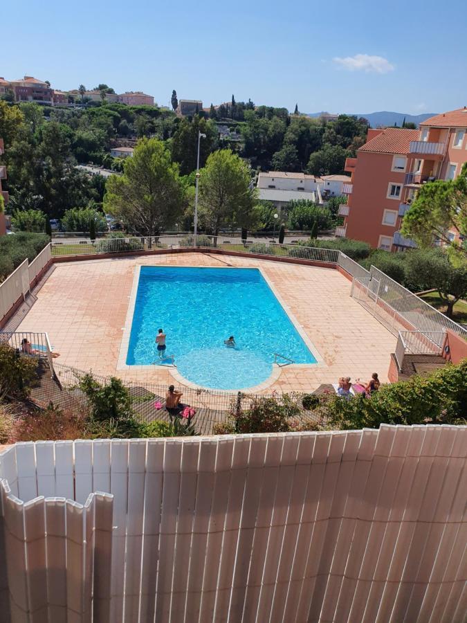 Appartement 4/6 Pers Fréjus Exteriér fotografie